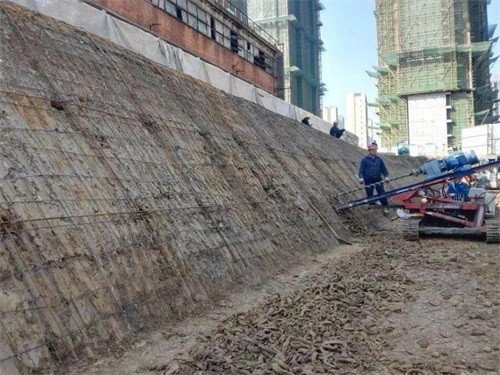 新兴建筑边坡支护